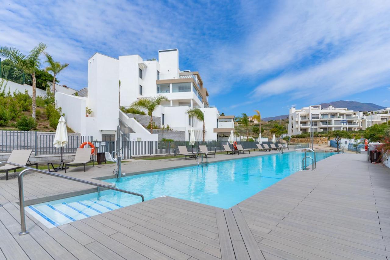 Cosy And Centrally Located Apartment In Estepona Buitenkant foto